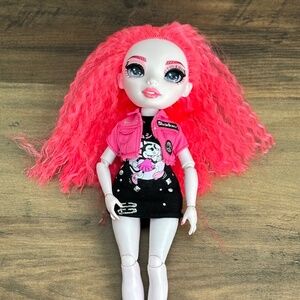 Rainbow Vision Shadow High MARA PINKETT Neon Pink Hair Toy Doll Figure MGA 2022